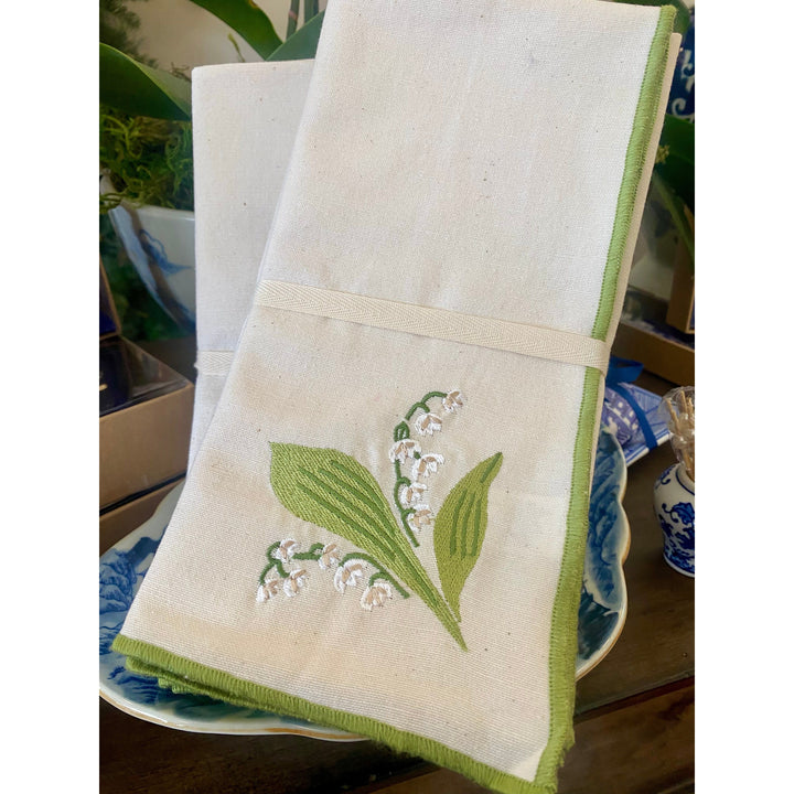 White Lilly Embroidered Napkins (set of 4)