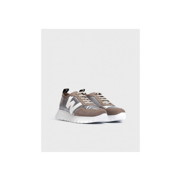 Silver LUNA Sneaker